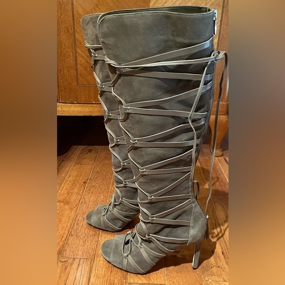 NEW Vince Camuto Tornado Gray Carsey Suede Caged Tall Back Zip Stiletto Boots - Picture 5 of 16